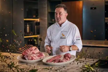 La Interprofesional vuelve a apostar por el chef español con más Estrellas Michelin como máximo referente técnico y embajador gastronómico.