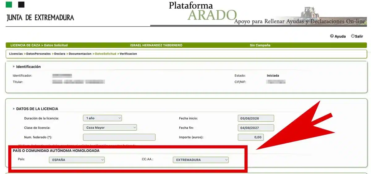Es importante seleccionar tu comunidad autónoma y adjuntar la licencia de caza en vigor.