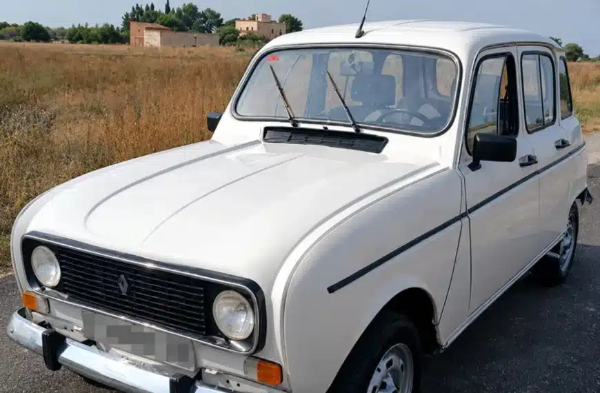 Renault 4