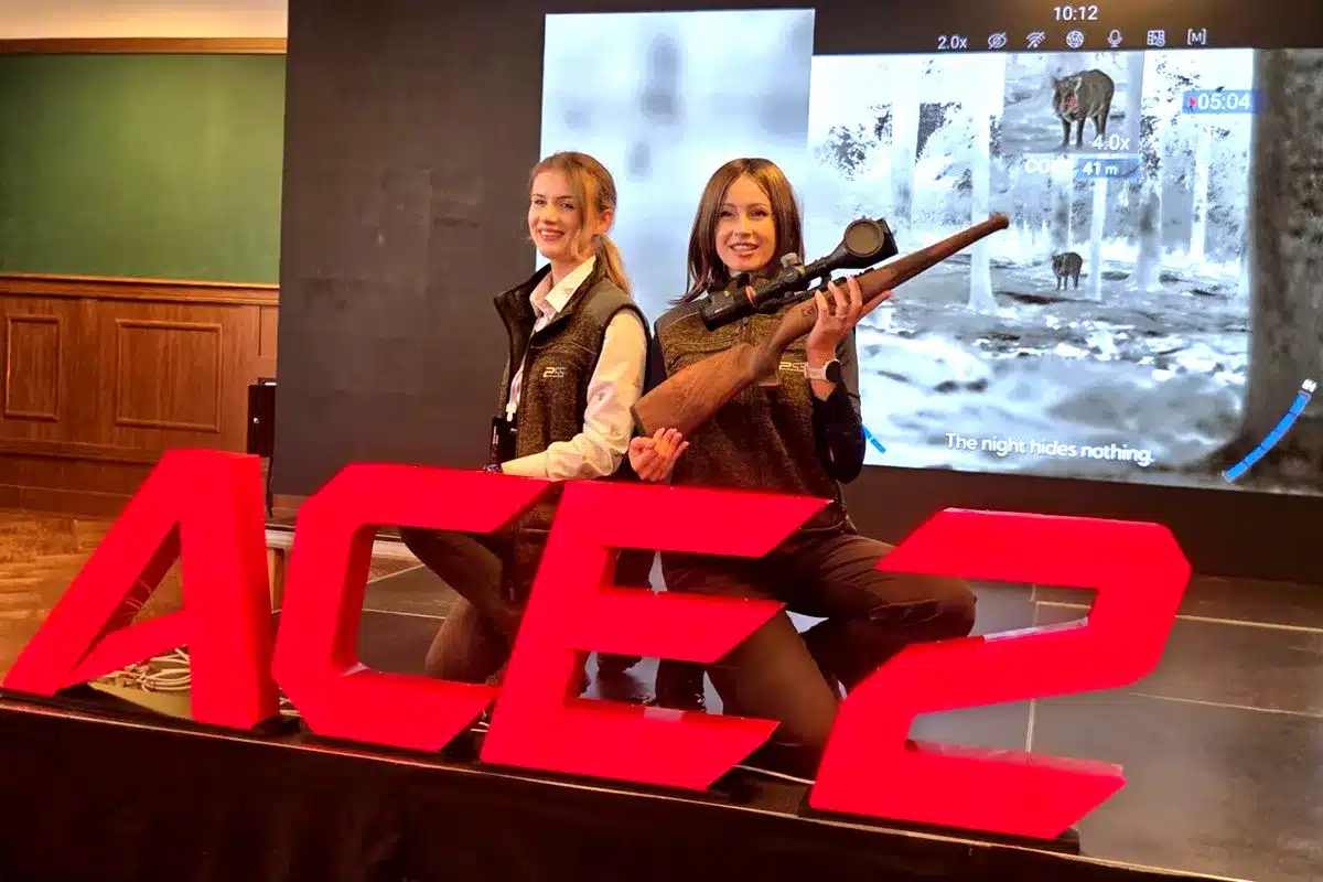 Nocpix ACE 2