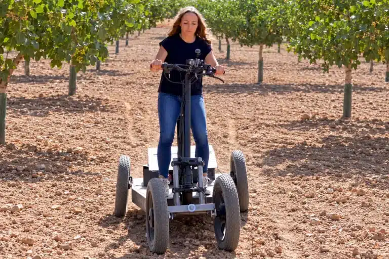 agricultora patinete 4x4