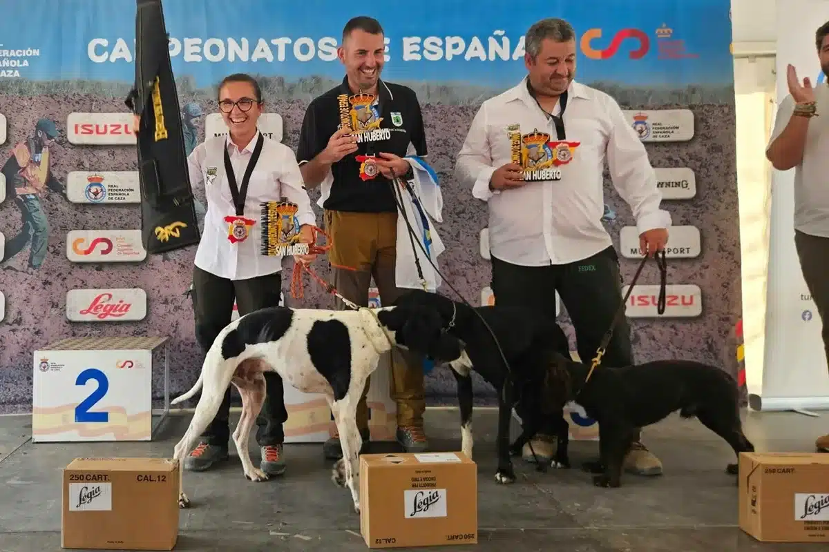 Juan José Canosa gana el Campeonato de España de San Huberto y María Fernández revalida su título