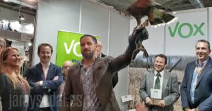 Santiago Abascal visita la feria de caza de Madrid