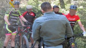 El Seprona denuncia a ocho ciclistas por circular por caminos no autorizados en un coto de caza