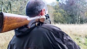 Absuelto el cazador denunciado por disparar a varias animalistas en Galicia: todo era mentira