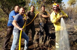 Los cazadores ayudan a extinguir un incendio en Cáceres