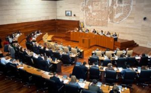 La Asamblea de Extremadura aprueba la modificación de la Ley de Caza