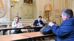 La Ministra de transición ecológica francesa sí se reúne con los cazadores