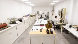 Chiruca estrena un laboratorio de vanguardia que garantiza la calidad de sus productos